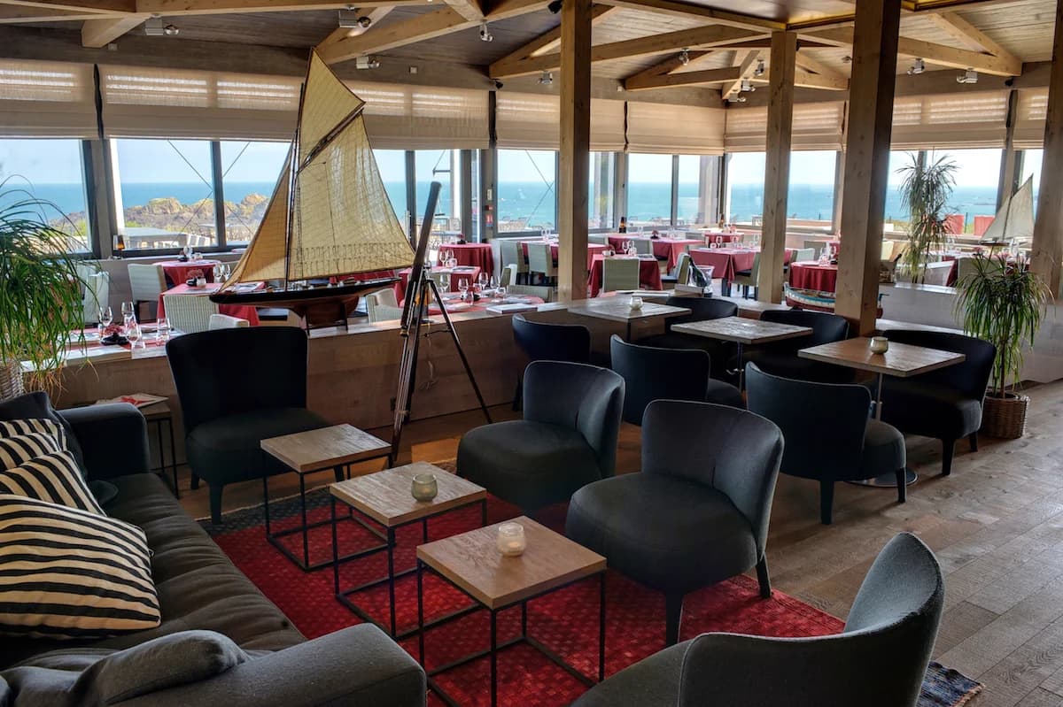 Le Bénétin : la table vue mer qu'il faut réserver à Rothéneuf